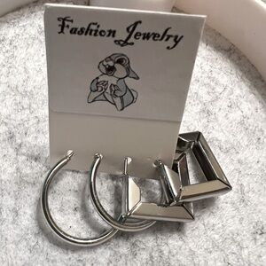 NWT Two Pairs of Sliver Small Round & Square Hoop Earrings